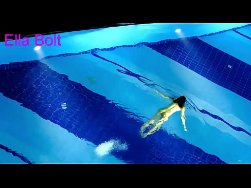 ❤️ Je ne peux pas m'arrêter de regarder, jeune blonde prise en train de nager nue dans la piscine de la station ELLA BOLT. ☑ Vidéo de porno at us fr.hentaibar.ru  ❌❤