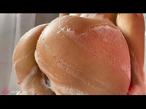 ❤️ Une brune masturbe sa chatte avec un vibrateur jusqu'à un orgasme intense sous la douche. ☑ Vidéo de porno at us fr.hentaibar.ru  ❌❤