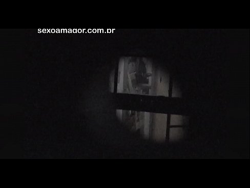 ❤️ Blondie se fait secrètement filmer par un voyeur du quartier caché derrière des briques creuses. ☑ Vidéo de porno at us fr.hentaibar.ru  ❌❤